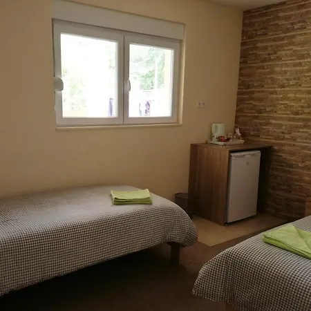 Guest house Riverside Pocitelj