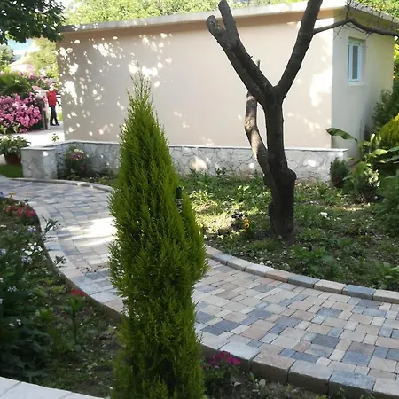 Riverside Гостевой дом Pocitelj